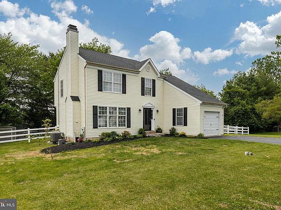2nd image of 202 Kimberton Ct
