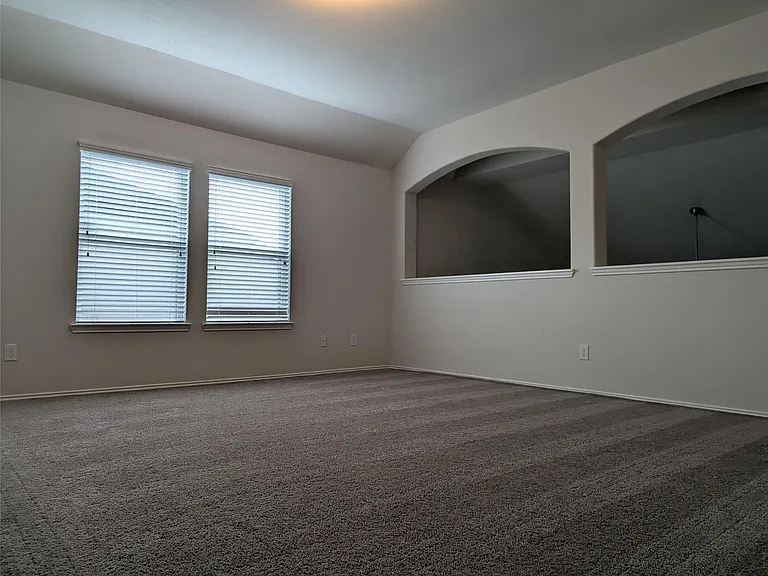 13319 Lansdown St — Photo 19