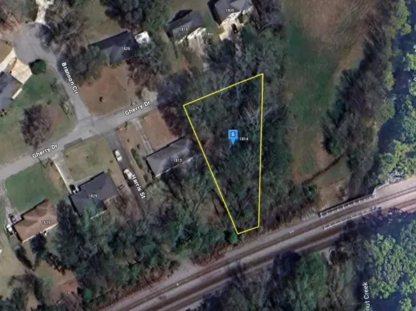 1803 Gherry Dr, Austell, GA 30106