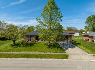 4615 Dartford Rd, Englewood, OH 45322
