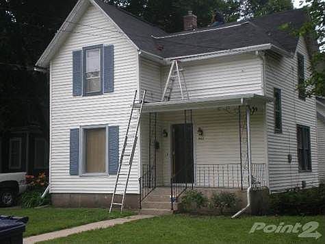 1st image of 943 Walker St