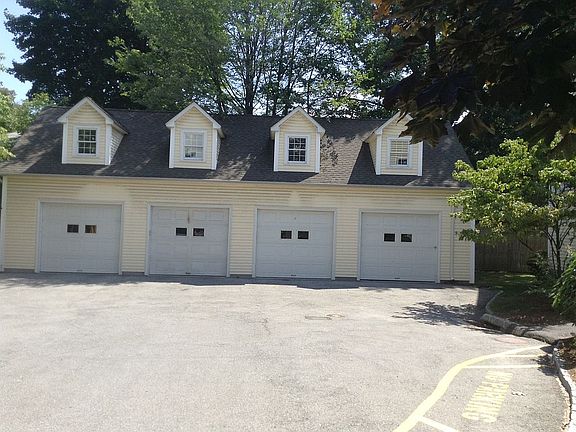 5th image of 54 Myrtle Ave #8