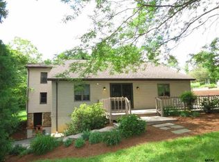 45 Holtzapple Rd, Red Lion, PA 17356