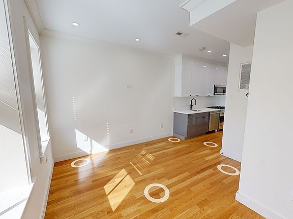 5th image of 53 Joy St #8