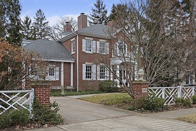 1st image of 374 South Ave