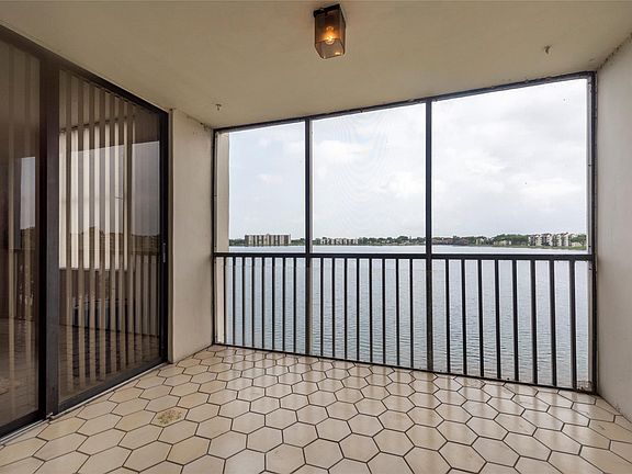 4th image of 113 Lake Emerald Drive #303