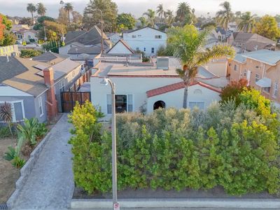 2206 W 74th St, Los Angeles, CA, 90043