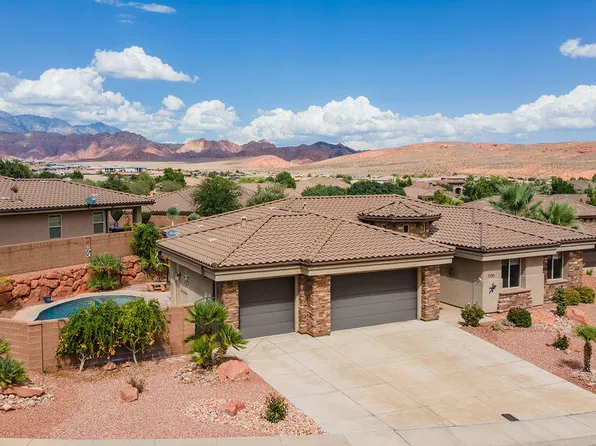1100 W Waverley St, Washington, UT 84780