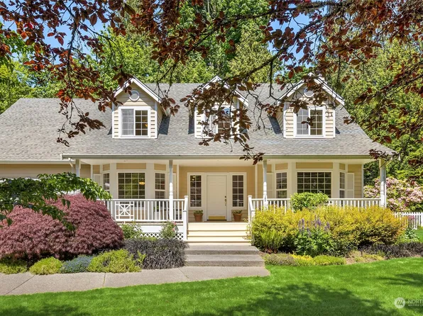 11310 Kallgren Road NE, Bainbridge Island, WA 98110