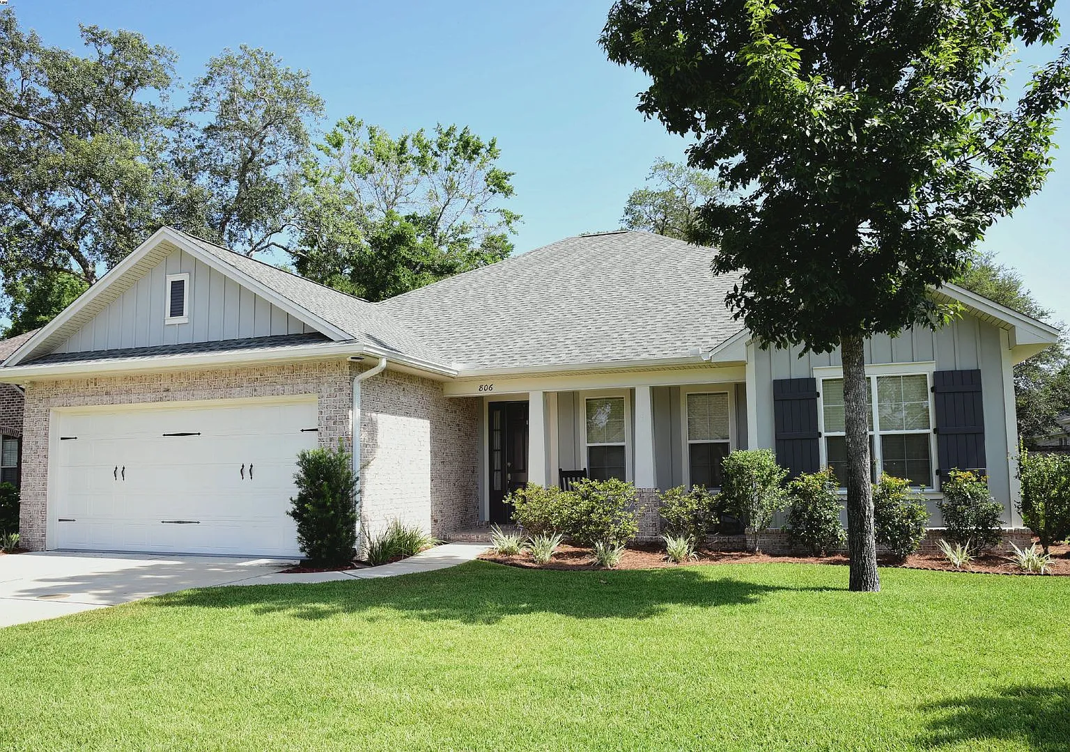 Beautiful 4-Bedroom Home in Magnolia Woods! — Photo 1