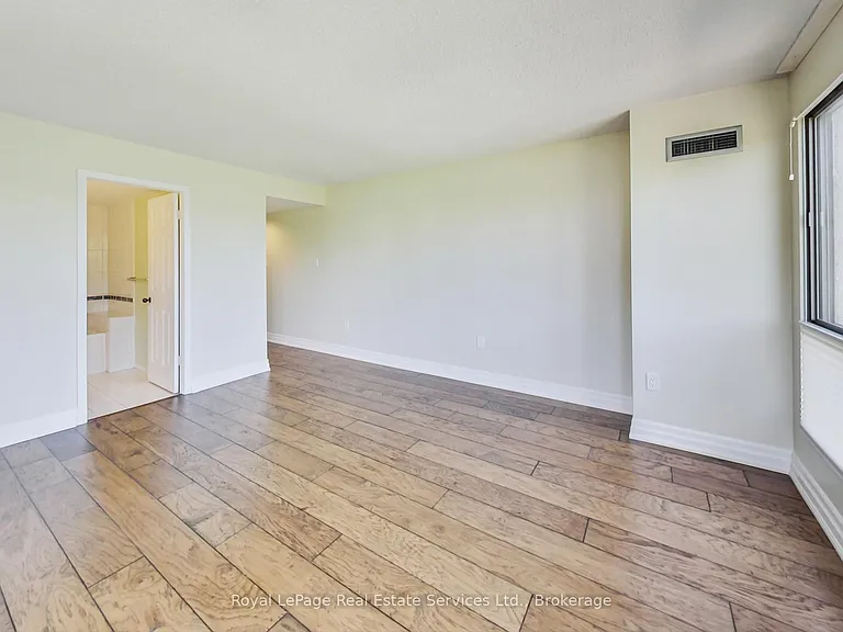1201 N Shore Blvd E #705 — Photo 17
