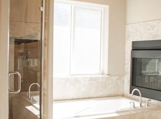 5501 Homeward Dr, Timnath, CO 80547