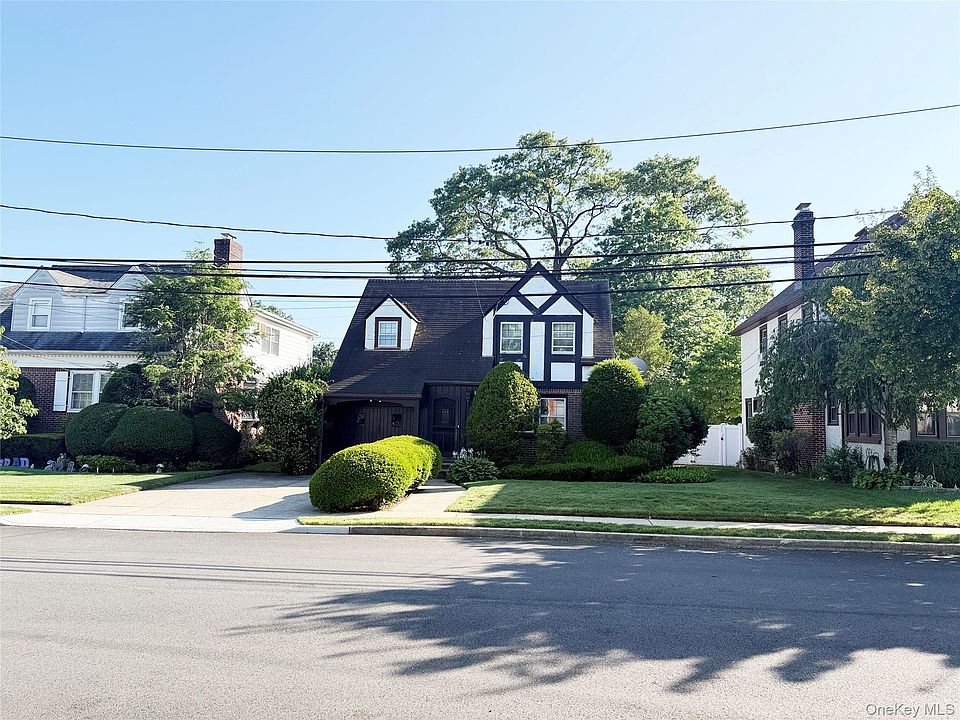 1st image of 266 E Chester Street