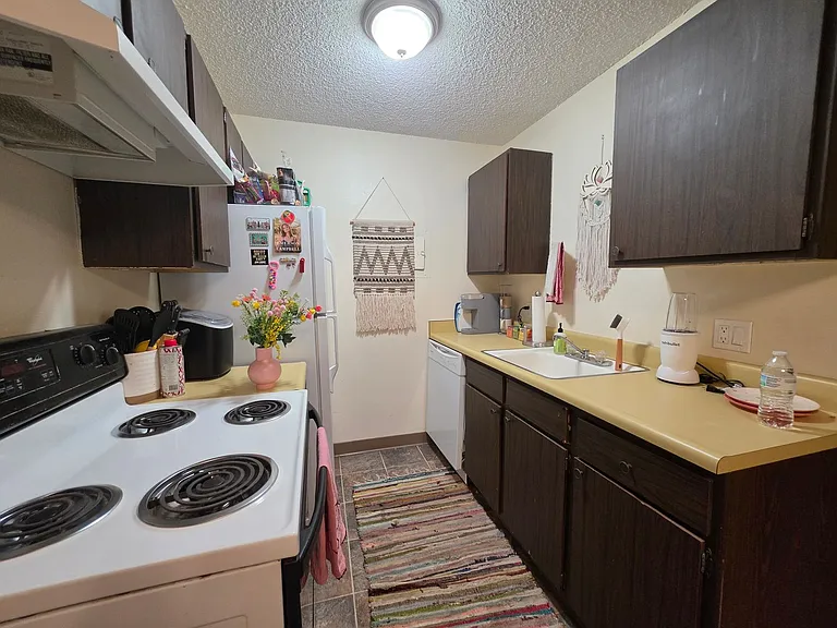 3303 Madison Ave #T208 — Photo 4