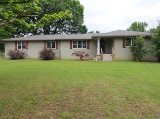 312 E Byrd Rd, Hartselle, AL 35640