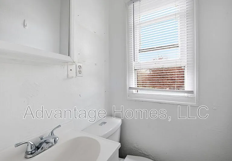 1015 N Scott Ave #108-5 — Photo 13