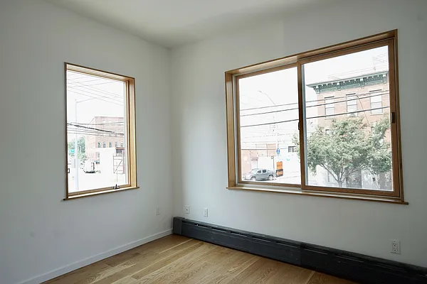 Rented by Compass | media 14