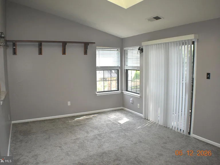 32 Basswood Ct — Photo 6