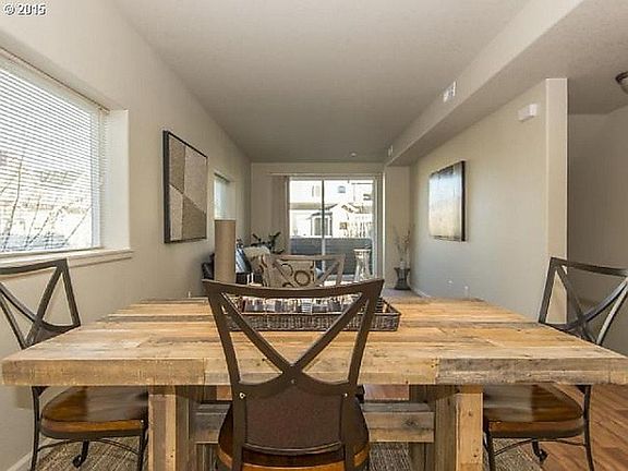 Photo of Demo Unit Actual Unit may vary.