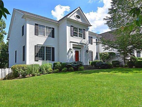 3rd image of 58 Manor Pond Ln