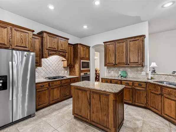 2636 Deer Hollow Dr, Little Elm, TX 75068