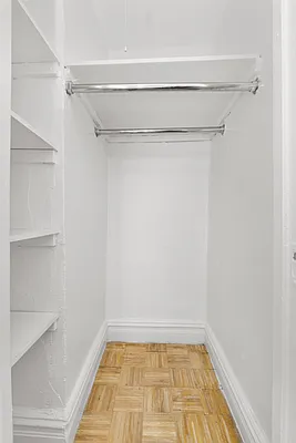 Rented by REAL New York | media 5