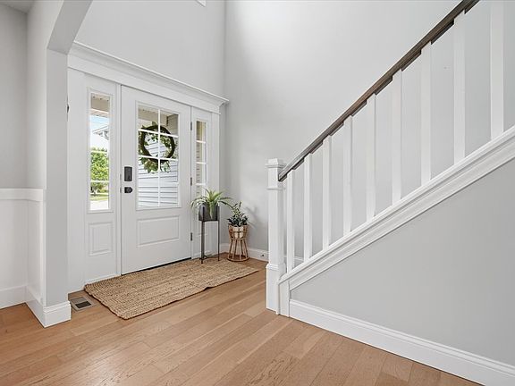 3rd image of 5407 Ferryman Rd
