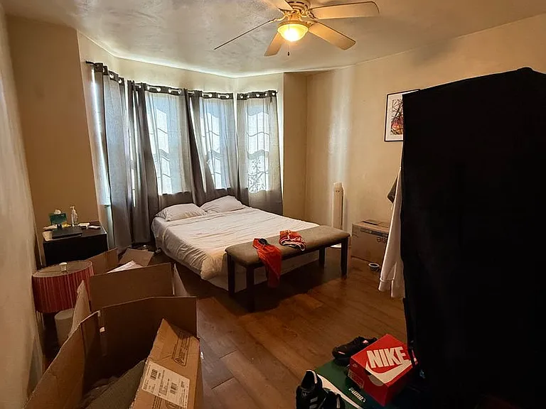 2824 Clermont Ave — Photo 3