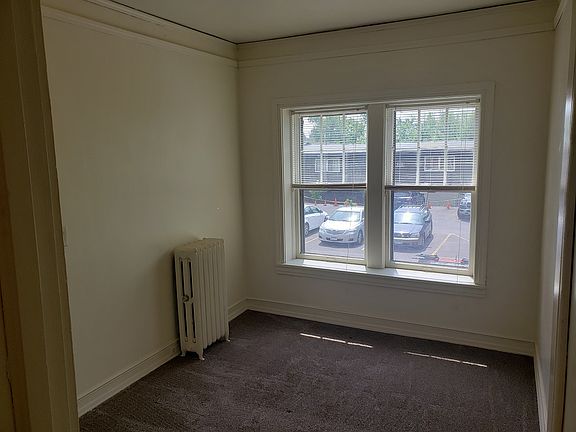 3rd image of 1321 E 1st St #111