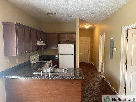 2nd image of 4618 W Market St Unit 101