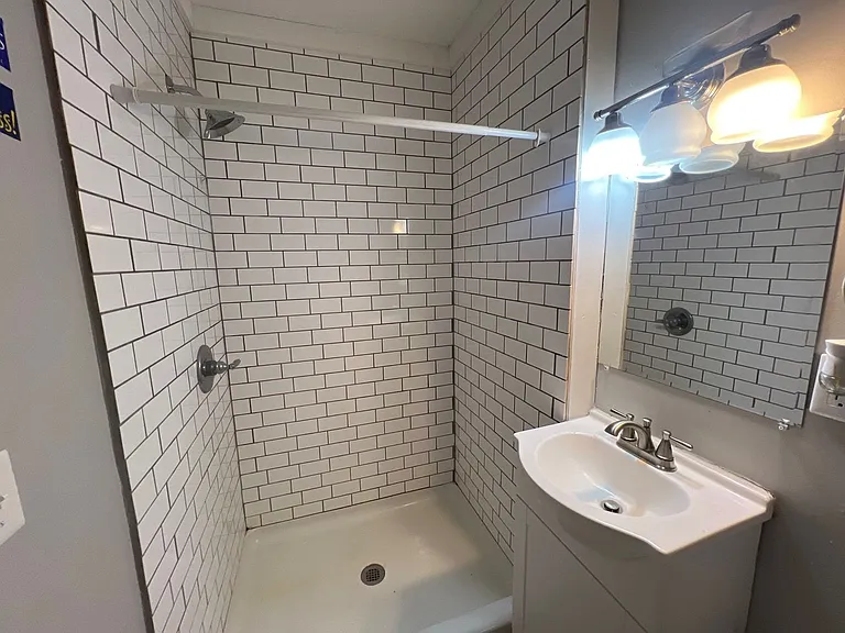 1206 Dodd St — Photo 14