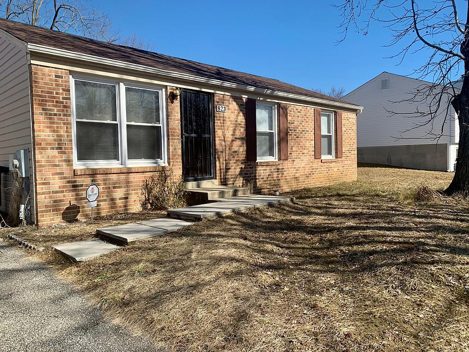 1st image of 823 Avis Dr