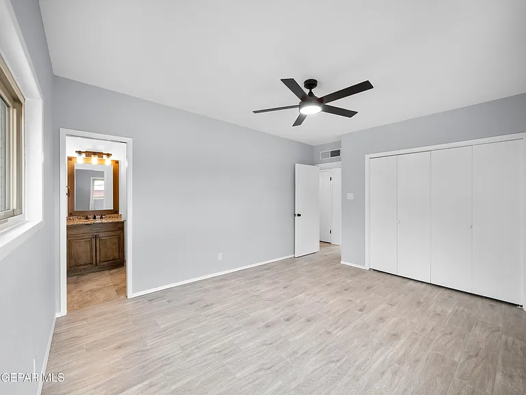 5205 Nome Ave — Photo 22