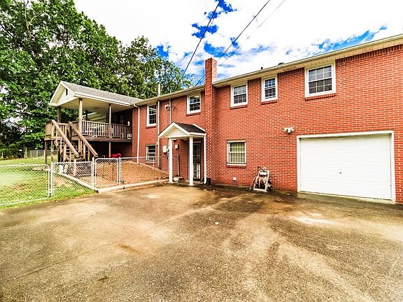 4th image of 564 Morrison Dr