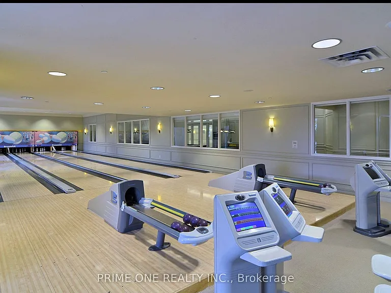 25 Kingsbridge Garden Cir #1421 — Photo 28