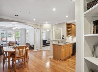 1106 Stratford Cmns, Decatur, GA 30033