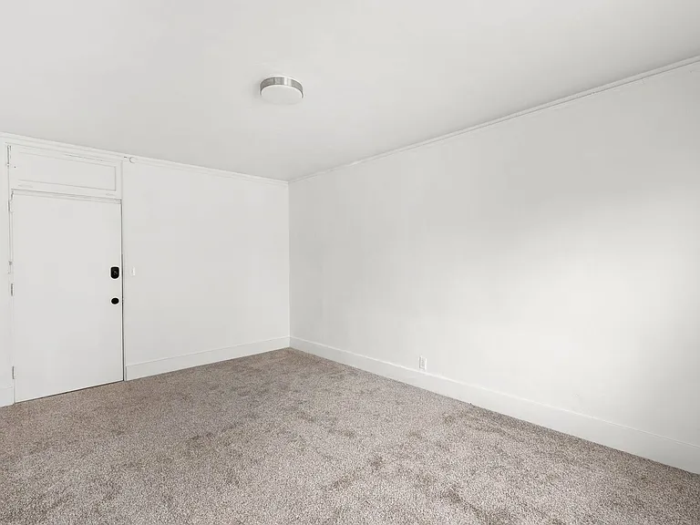 St Key Apartments — Photo 9