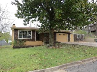 271 Dogwood Dr, Tahlequah, OK 74464