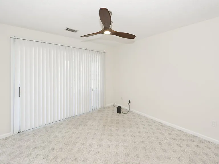923 River Rd — Photo 34
