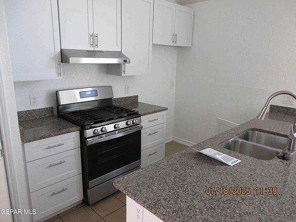 5th image of 1465 Sierra De Oro Dr