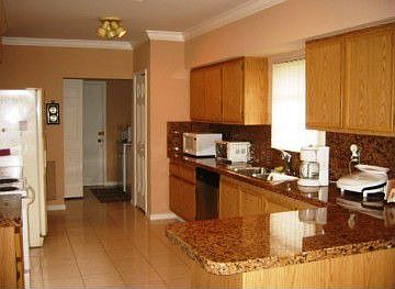 4th image of 10395 Green Trail Dr N