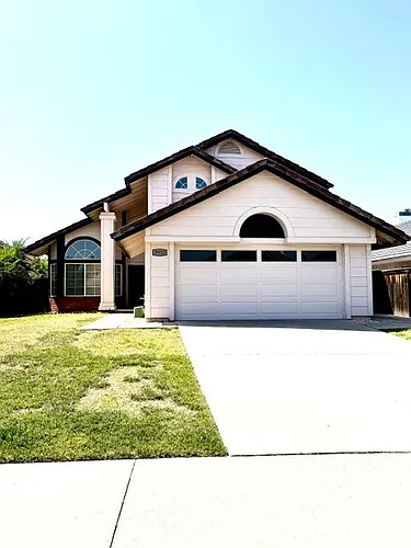 39925 Falcon Way Photo 1