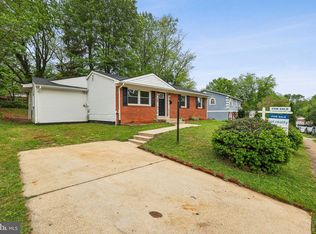 13811 Greenwood Dr, Woodbridge, VA 22193