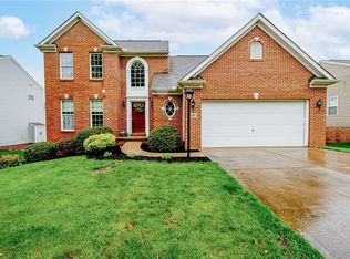 127 Bradford Square Dr, Trafford, PA 15085