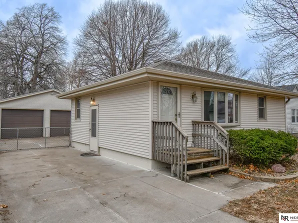 4325 Madison Ave, Lincoln, NE 68504