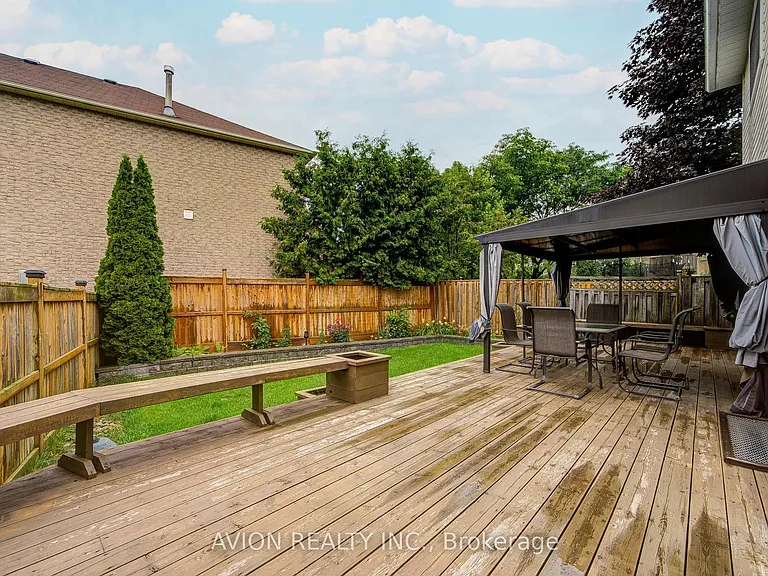 9 Falan Heights Cres — Photo 31