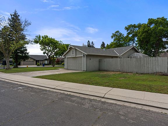 4th image of 1101 Winchell Way