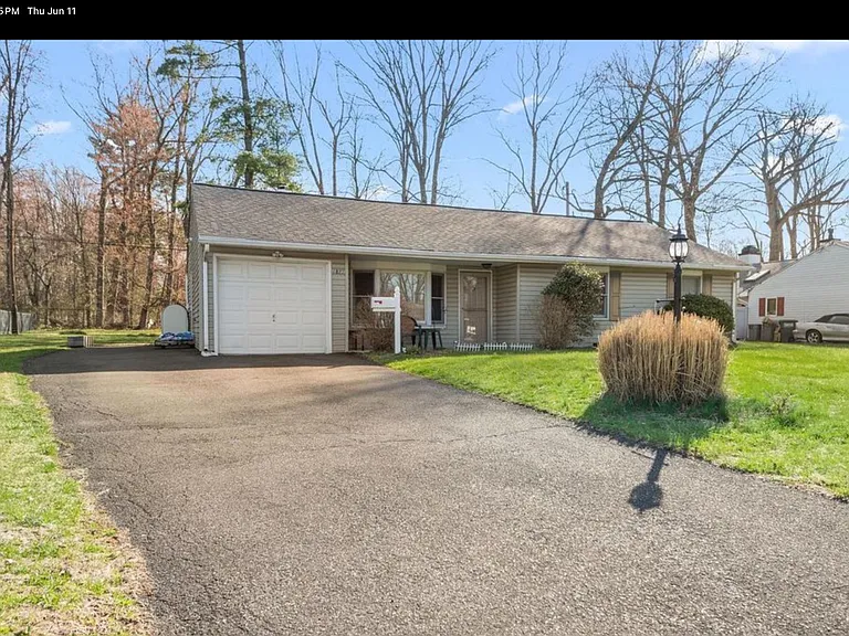1027 Rozel Ave — Photo 1