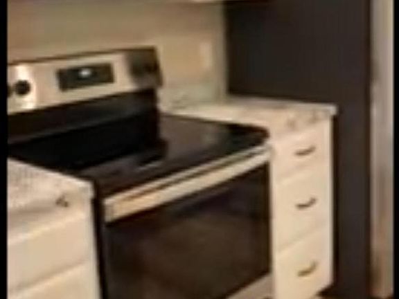 2nd image of 536 Spinnaker Dr