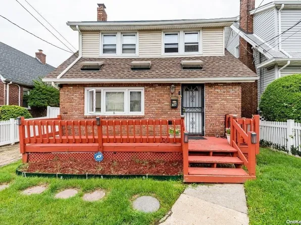 74 Roger Avenue, Inwood, NY 11096